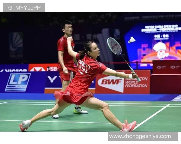 重庆羽毛球队实力引发热议球迷对其表现与训练方式展开激烈讨论